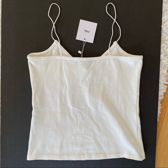 ADIKA Top! - Picture 5 of 5